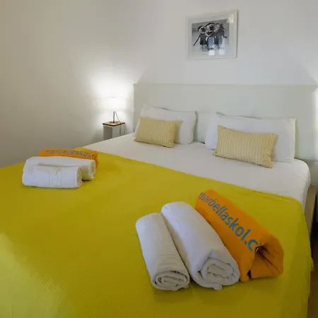 Mediterraneo 508. Fantastic On The Beachfront With Sea Views. Lejlighed *