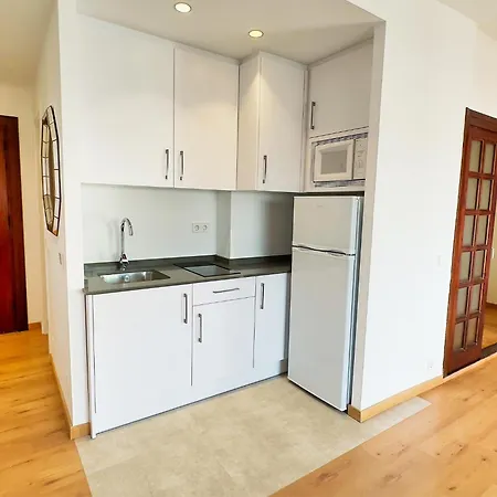 Mediterraneo 508. Fantastic On The Beachfront With Sea Views. Apartment Marbella