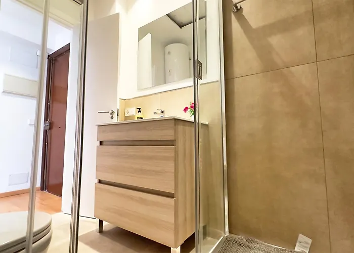 Mediterraneo 508. Fantastic On The Beachfront With Sea Views. Apartament Marbella